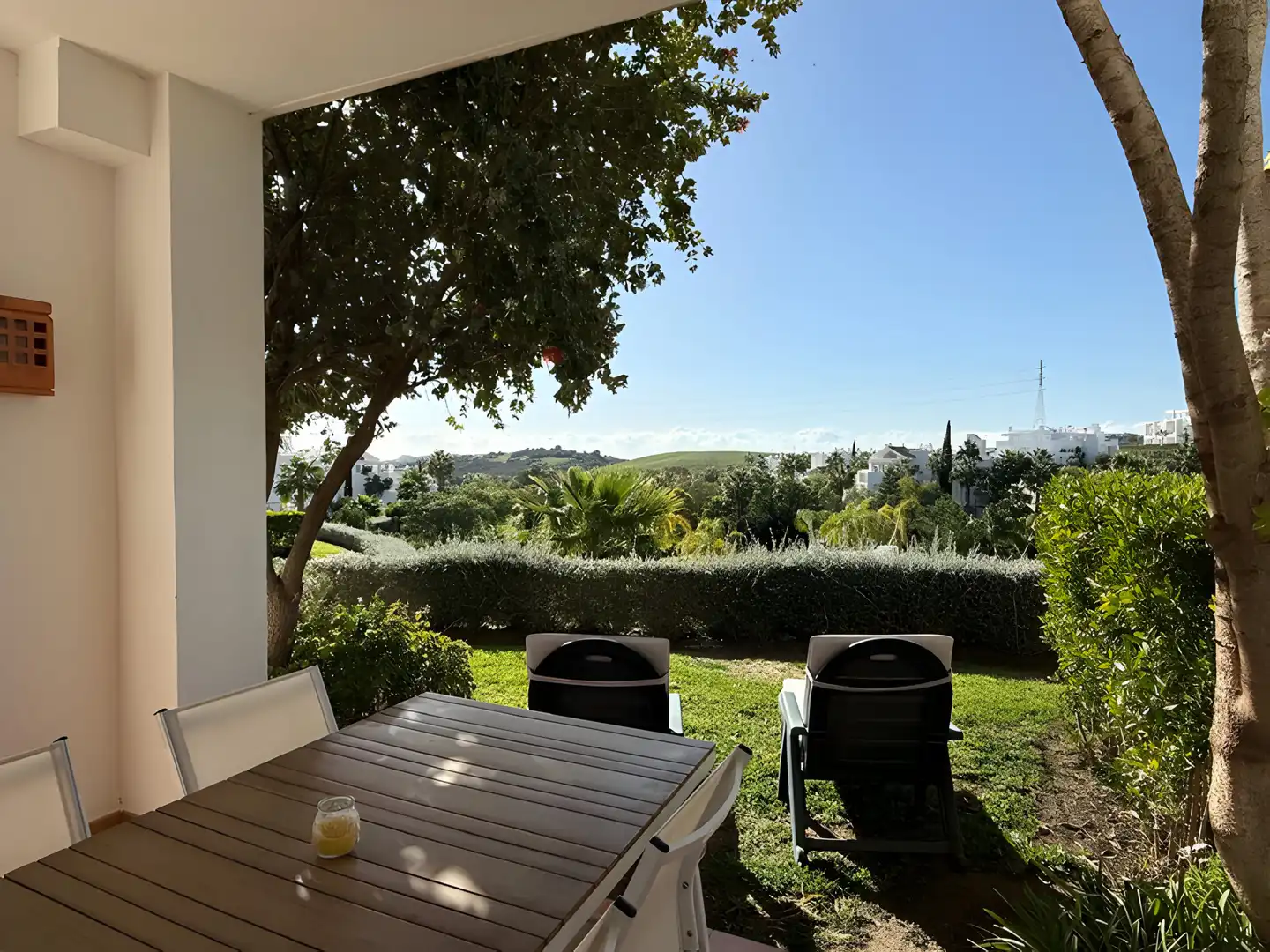 Habitatge amb piscina en venda a Estepona Pueblo