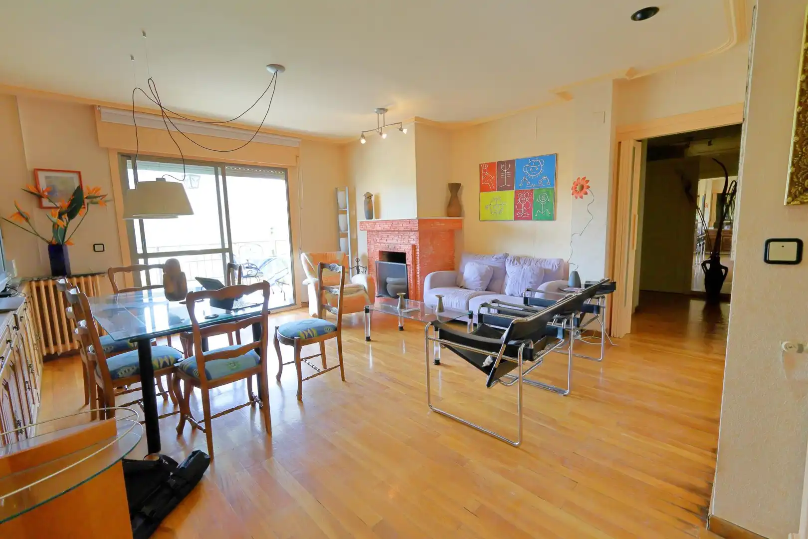 Sala de estar de Piso en venta en Villafranca del Bierzo con Calefacción, Terraza y Piscina comunitaria