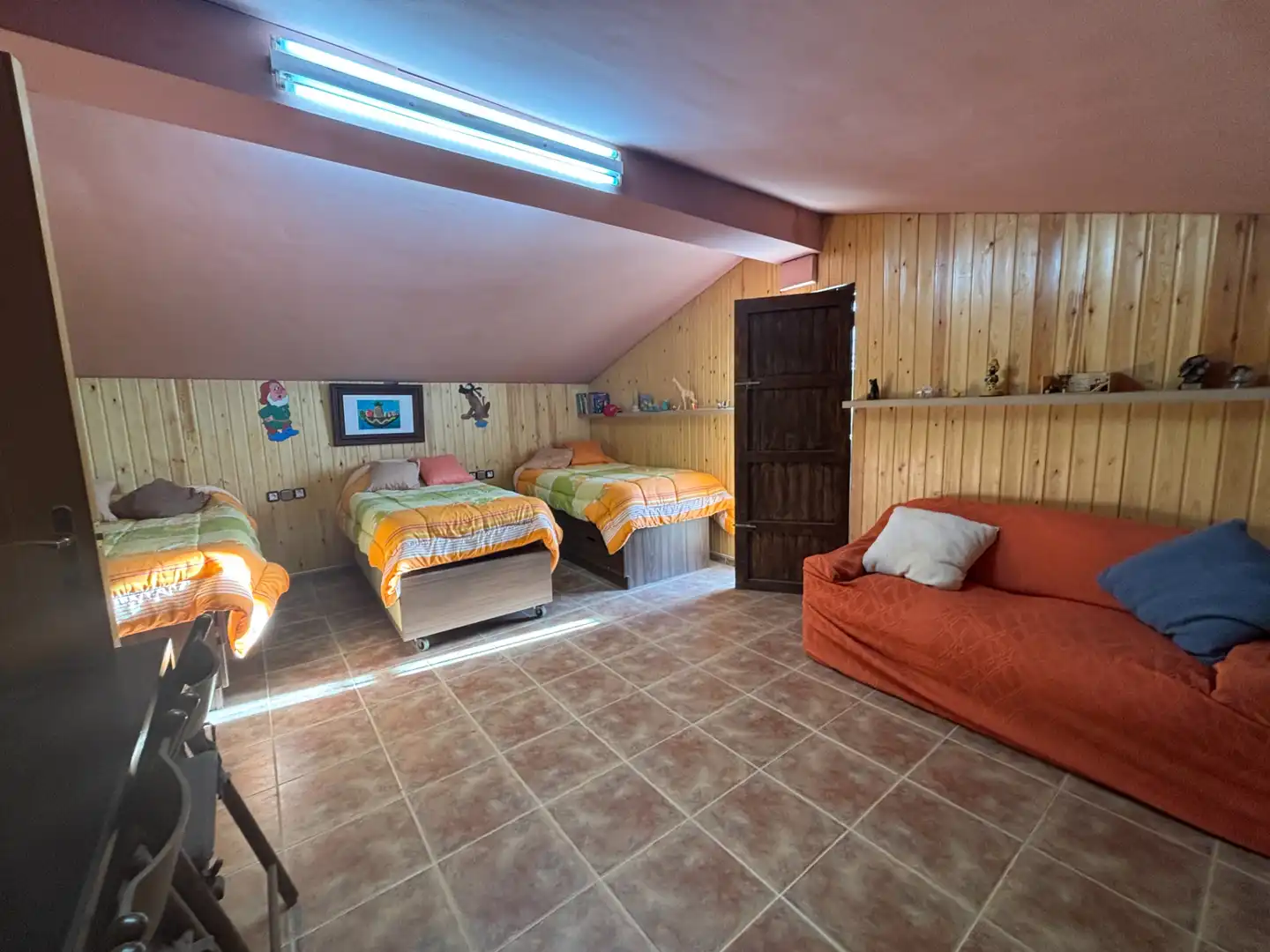 Country house zum Verkauf in Flix mit Klimaanlage, Privatgarten und Schwimmbad