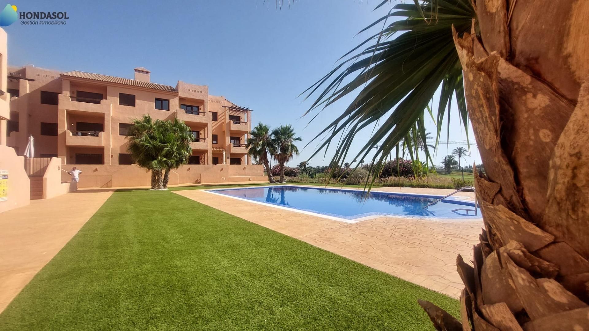 Piscina de Àtic en venda en Los Alcázares amb Aire condicionat, Calefacció i Jardí privat