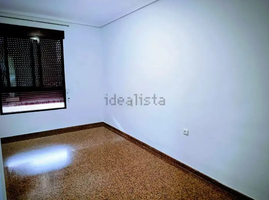 Habitación de Piso de alquiler en Torrent con Horno y Lavadora