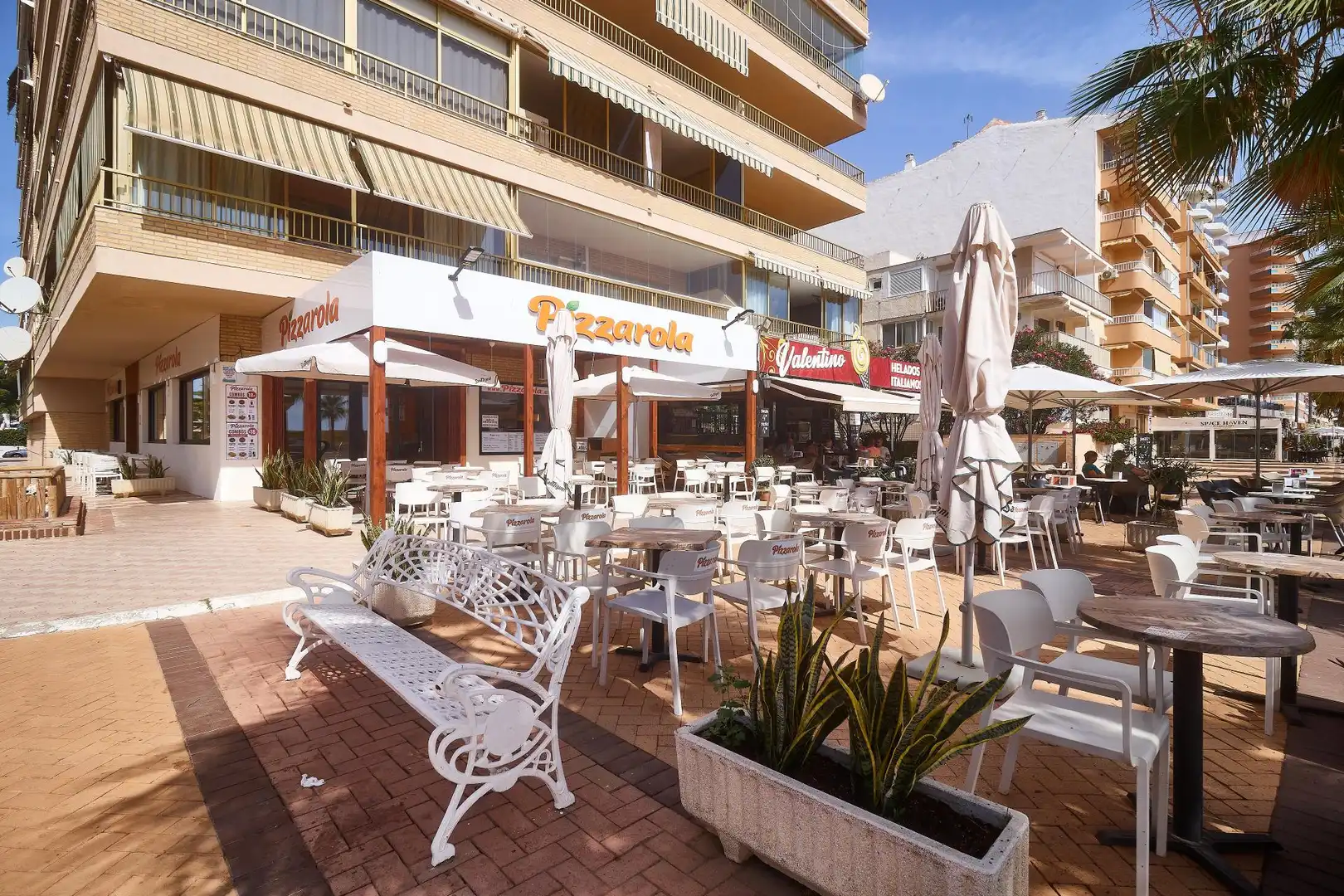 Gewerbefläche zum Verkauf in Playa de los Boliches, imagen 3