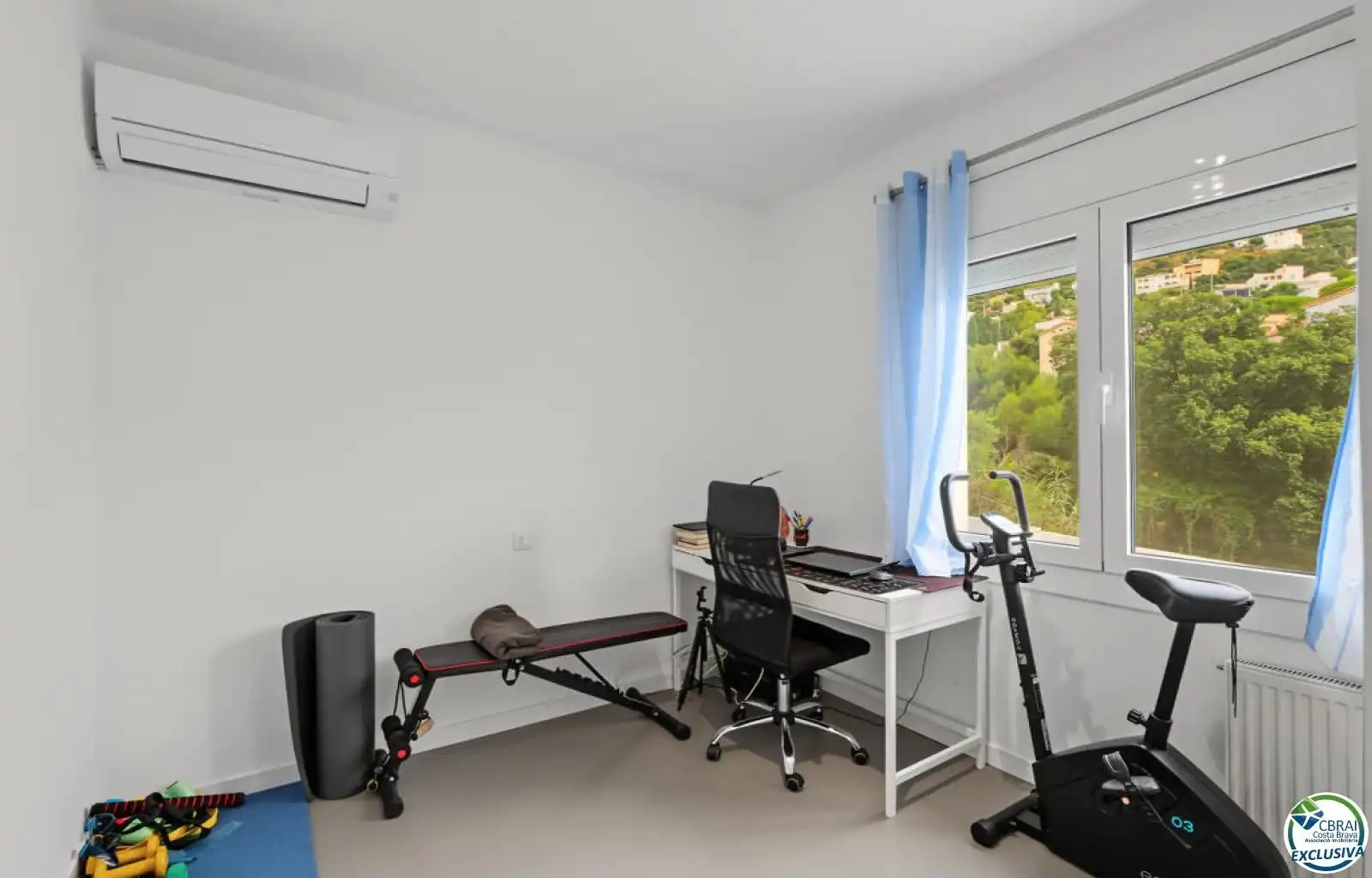 Bedroom of Houses for sale in Roses  with Air Conditioner, Storage room and Swimming Pool