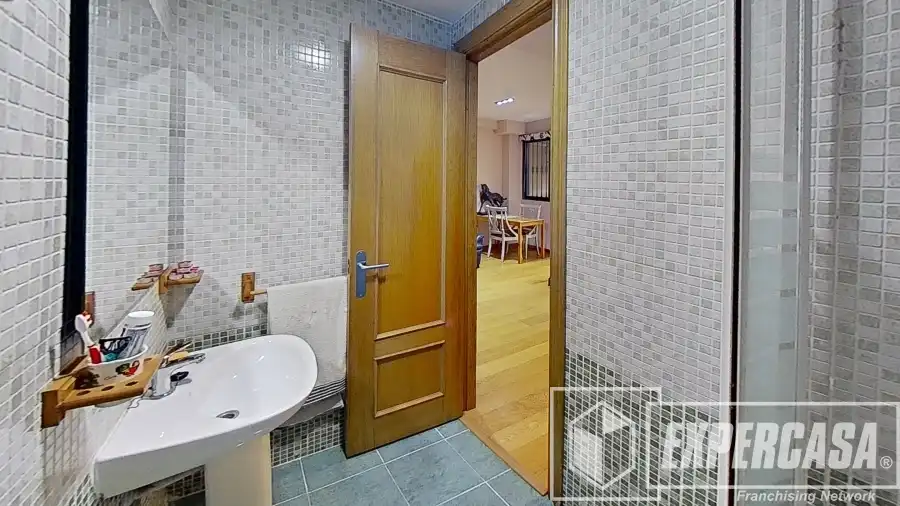 Baño de Ático en venta en Beniparrell con Aire acondicionado, Parquet y Terraza