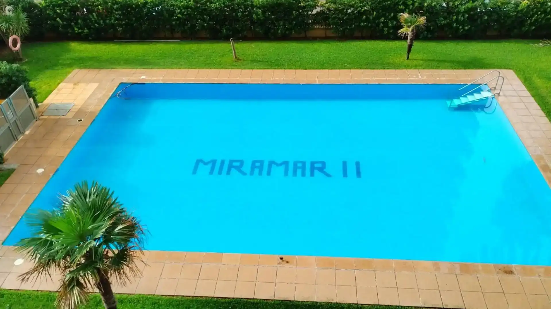 Piscina de Apartament en venda en Miramar amb Aire condicionat, Piscina i Balcó