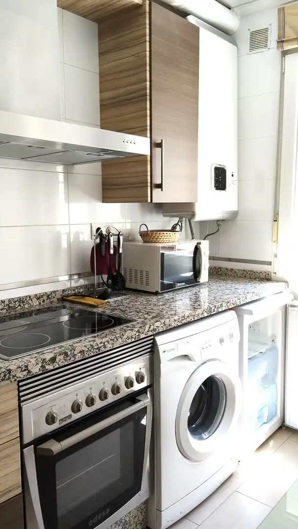 Kitchen of Flat for rent in Córdoba  with Air Conditioner, Parquet flooring and Terrace