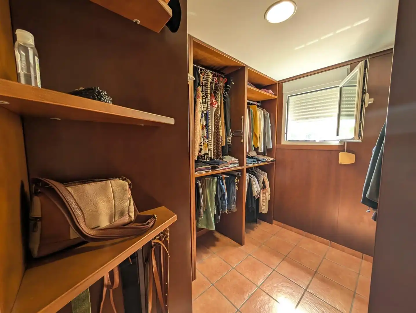 Haus oder Chalet zum Verkauf in Gandia mit Heizung, Privatgarten und Terrasse