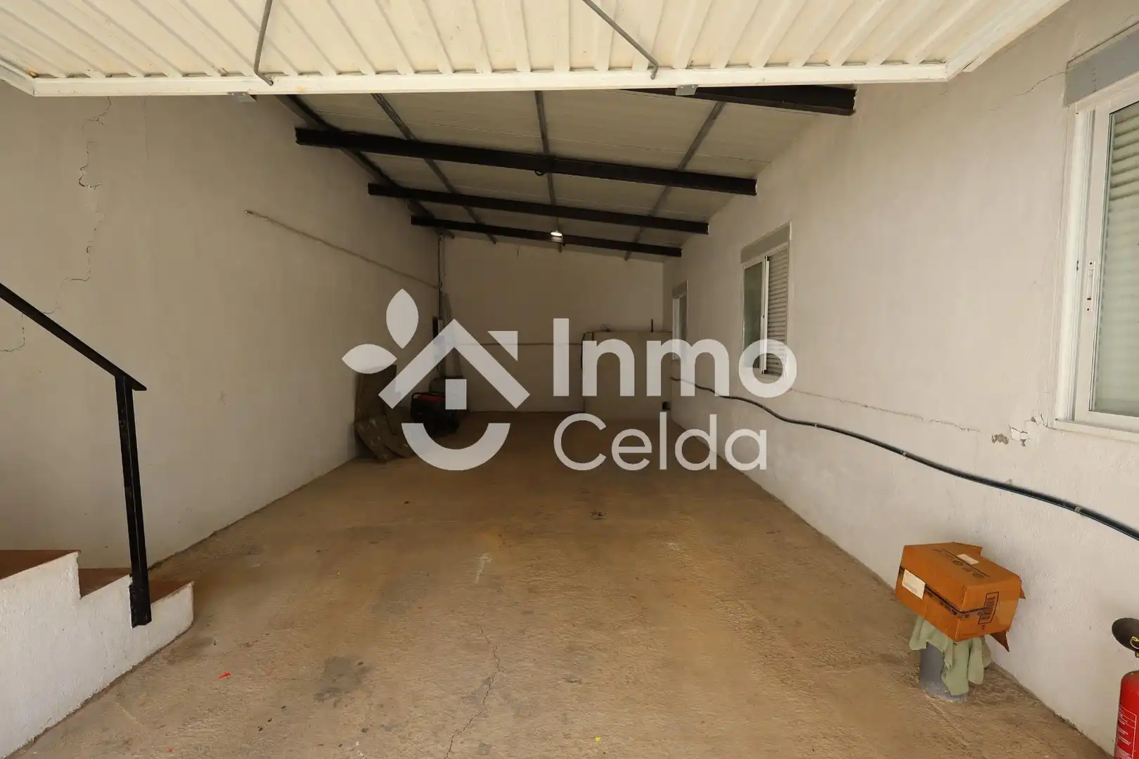 Parking de Casa o chalet en venta en Chiva con Jardín privado y Terraza