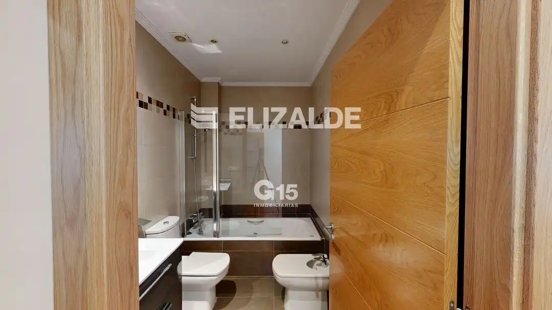 Piso en venta en Euskal Herria Kalea, Parte Vieja
