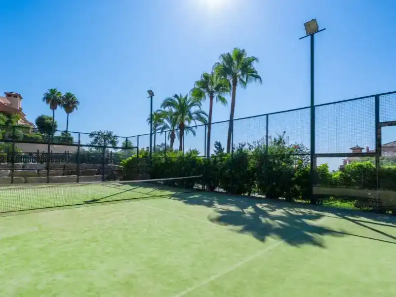 Vista exterior de Apartament en venda en Ojén amb Aire condicionat, Piscina i Balcó