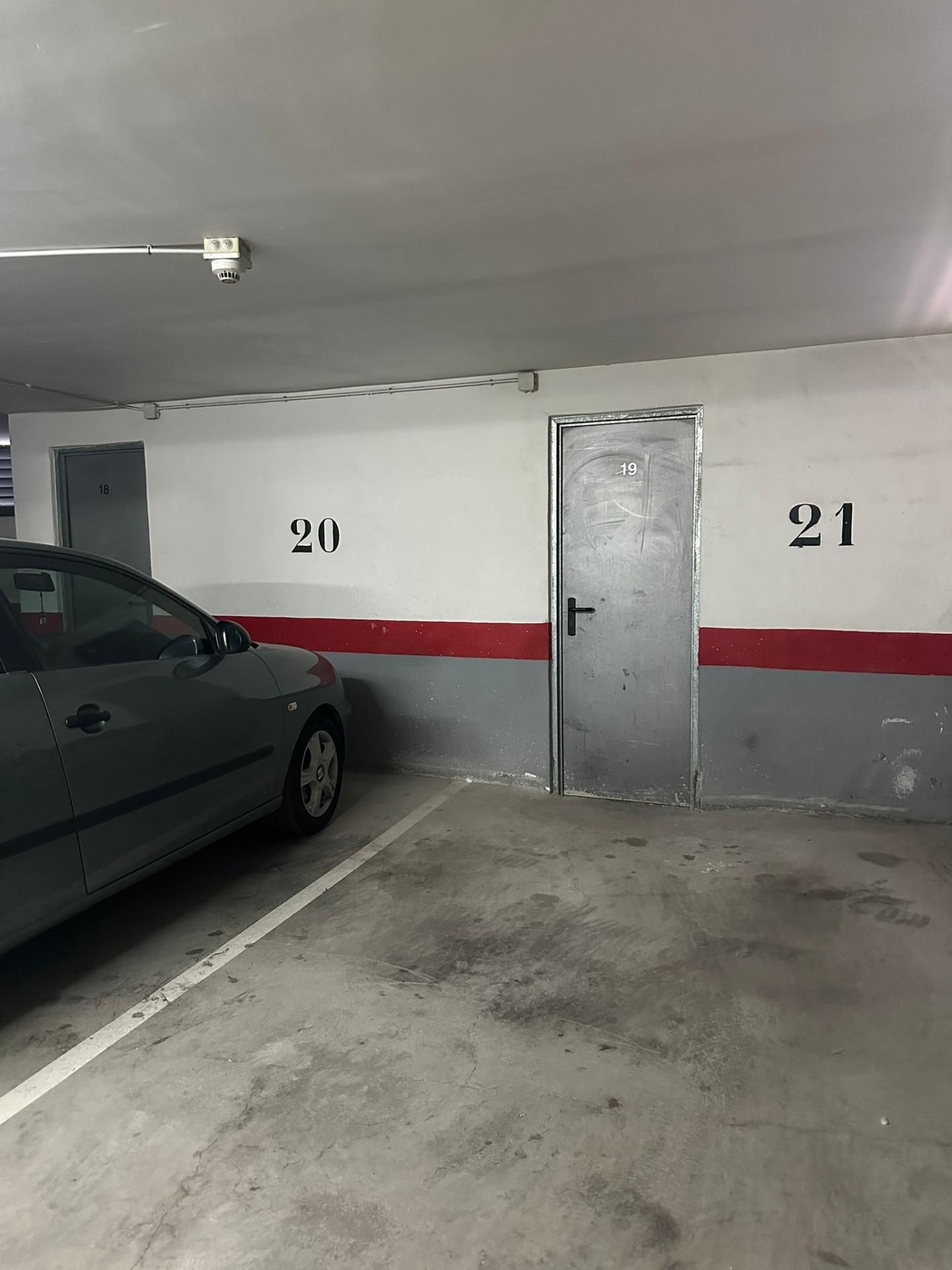 Parking of Flat for sale in Muro de Alcoy  with Air Conditioner, Heating and Private garden