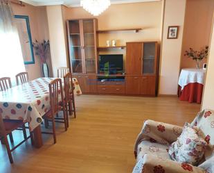 Living room of Apartment for sale in Villaquilambre  with Heating, Parquet flooring and Terrace