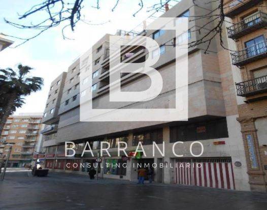 Local comercial en Venta en Calle Cronista Cazabán, en San Bartolomé - Millán de Priego