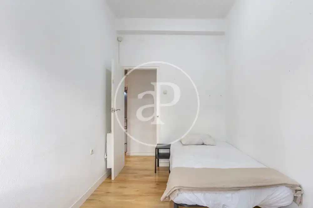 Habitación de Piso de alquiler en Valencia con Aire acondicionado, Amueblado y Balcón