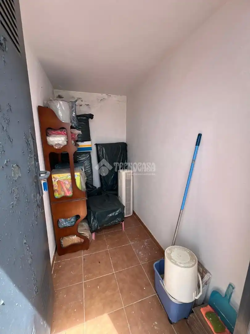 Flat for sale in Dos Hermanas  with Air Conditioner