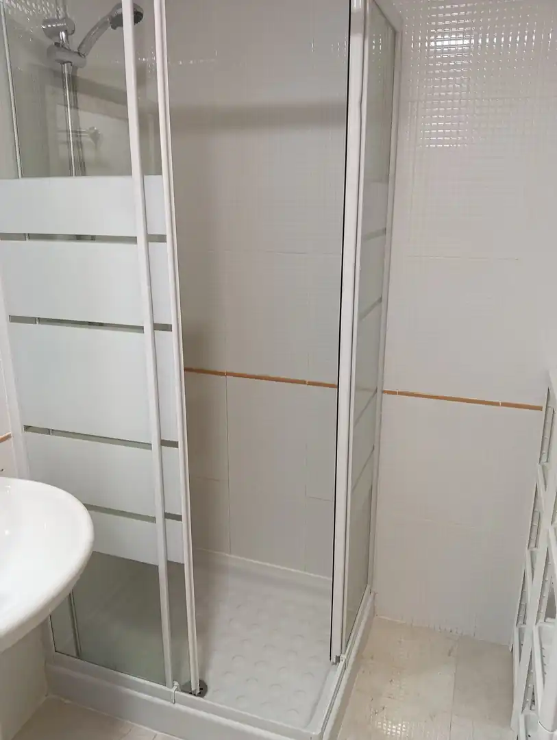 Bathroom of Flat for rent in Ávila  with Heating, Terrace and Storage room