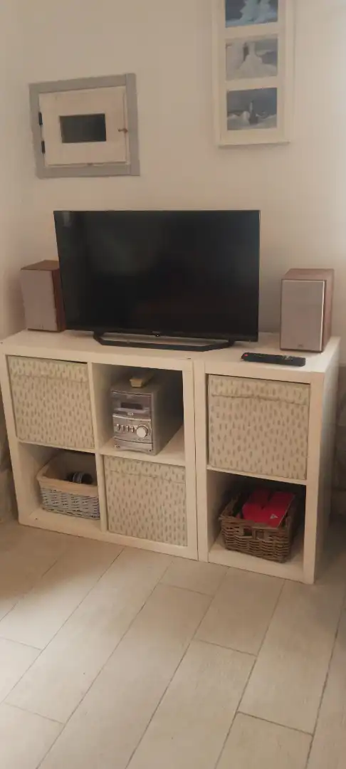 Wohnzimmer von Erdgeschoss zur Miete in Ribadesella mit Möbliert, Ofen und Waschmaschine