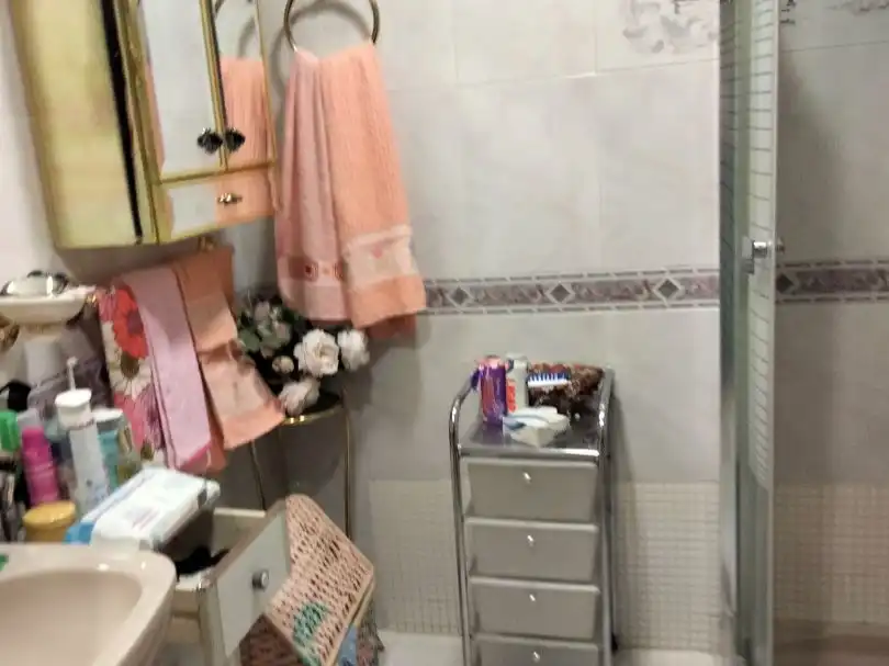 Badezimmer von Wohnung zur Miete in Ronda