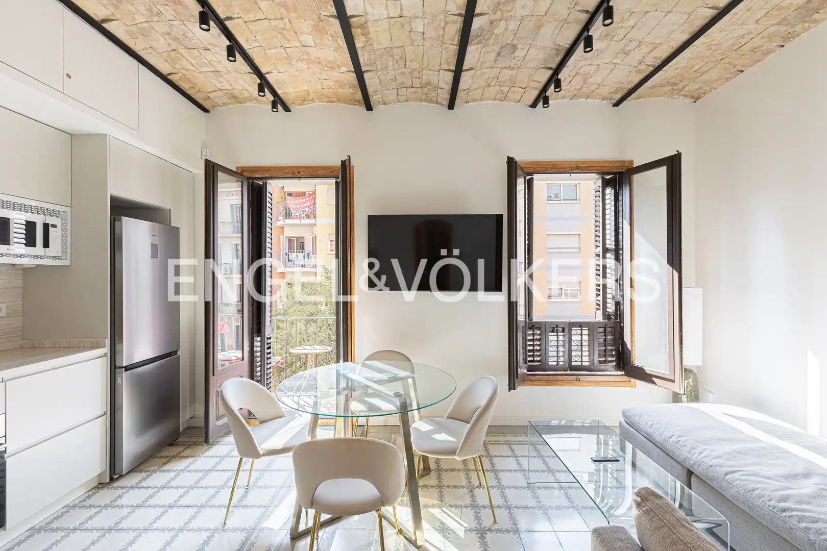 Exterior view of Flat for rent in Barcelona  with Air Conditioner, Heating and Parquet flooring
