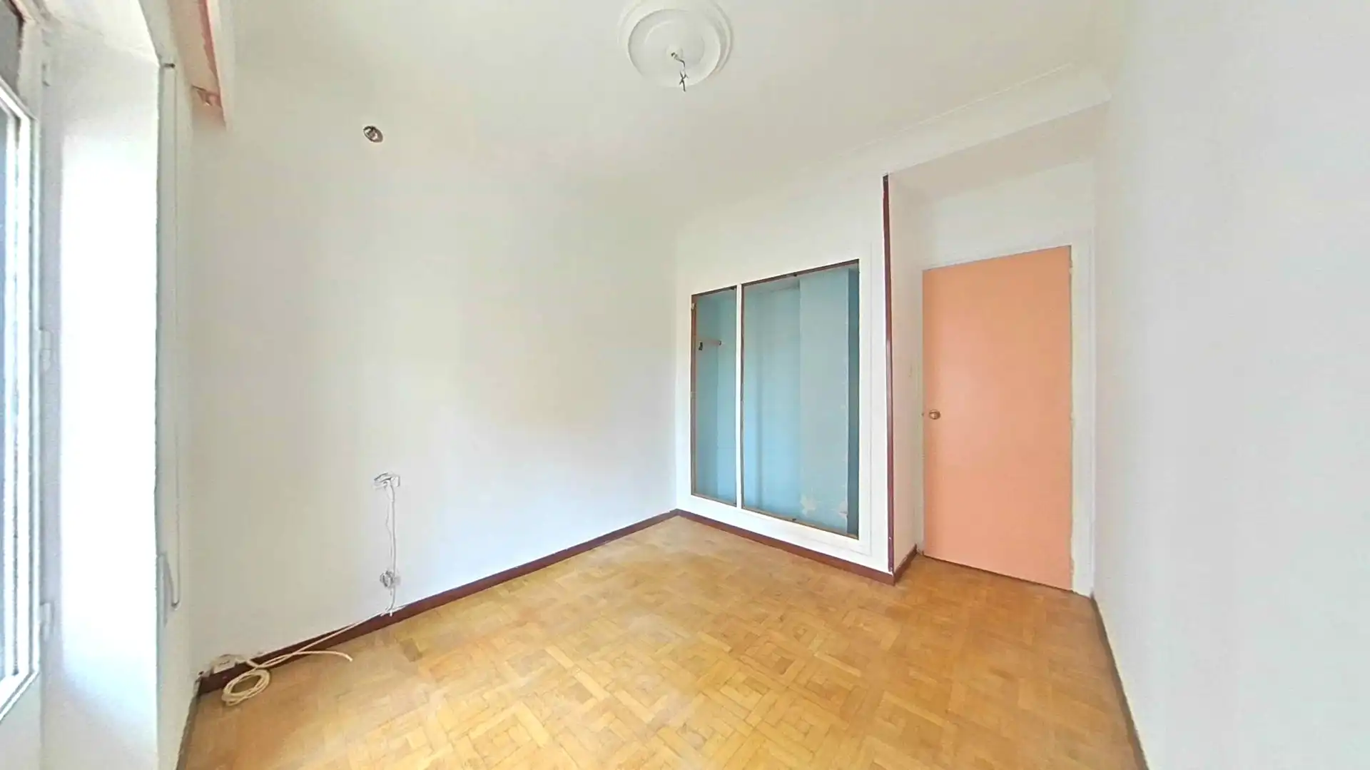 Habitación de Casa o chalet en venta en Benavente, Zamora