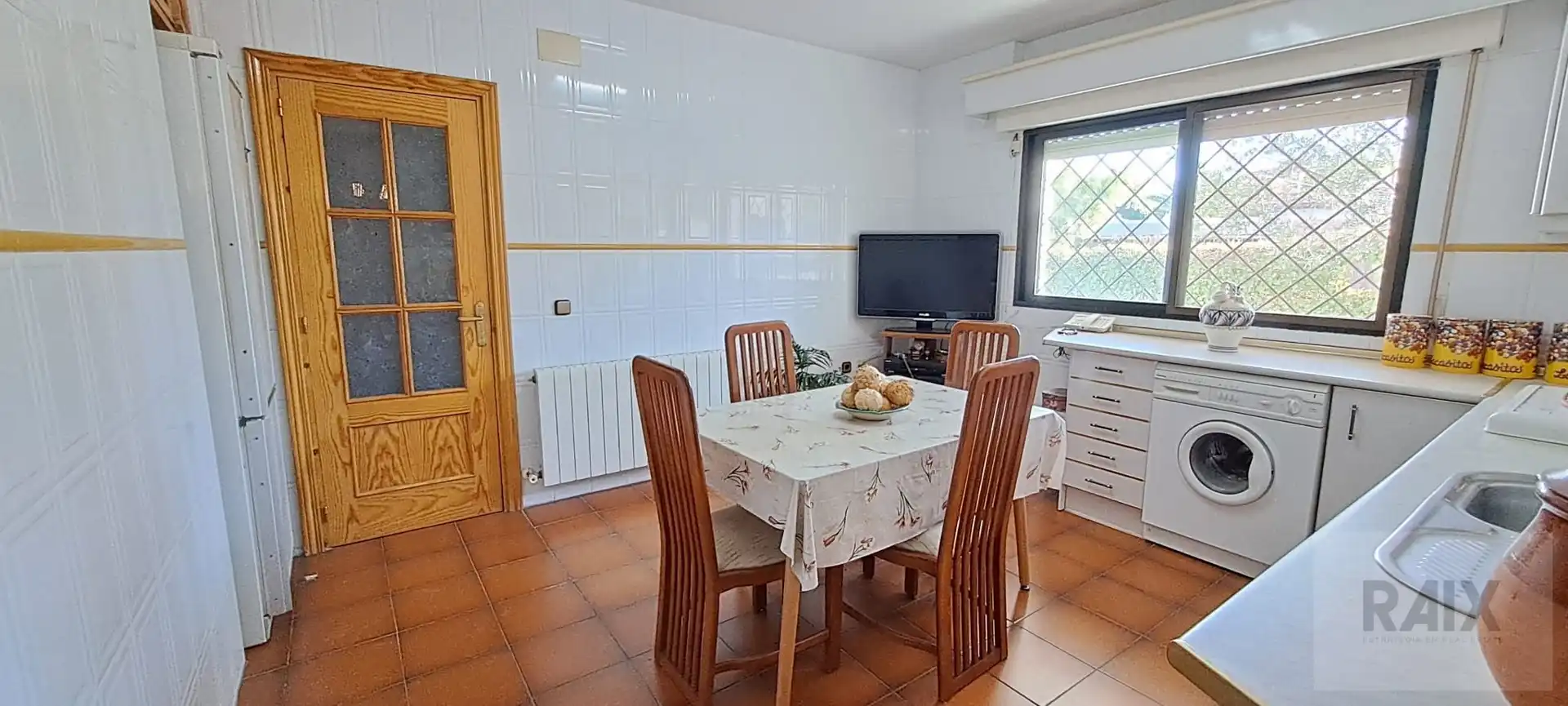 Dining room of Houses for sale in Colmenar de Oreja, Madrid