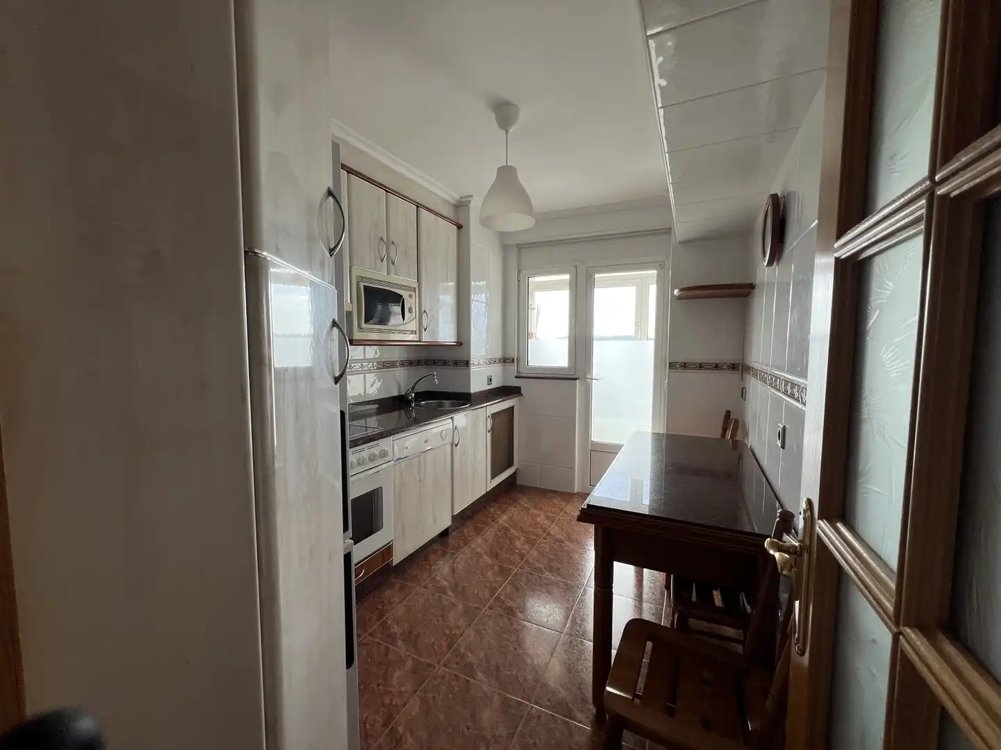 Kitchen of Flat for rent in Gijón   with Heating and Parquet flooring