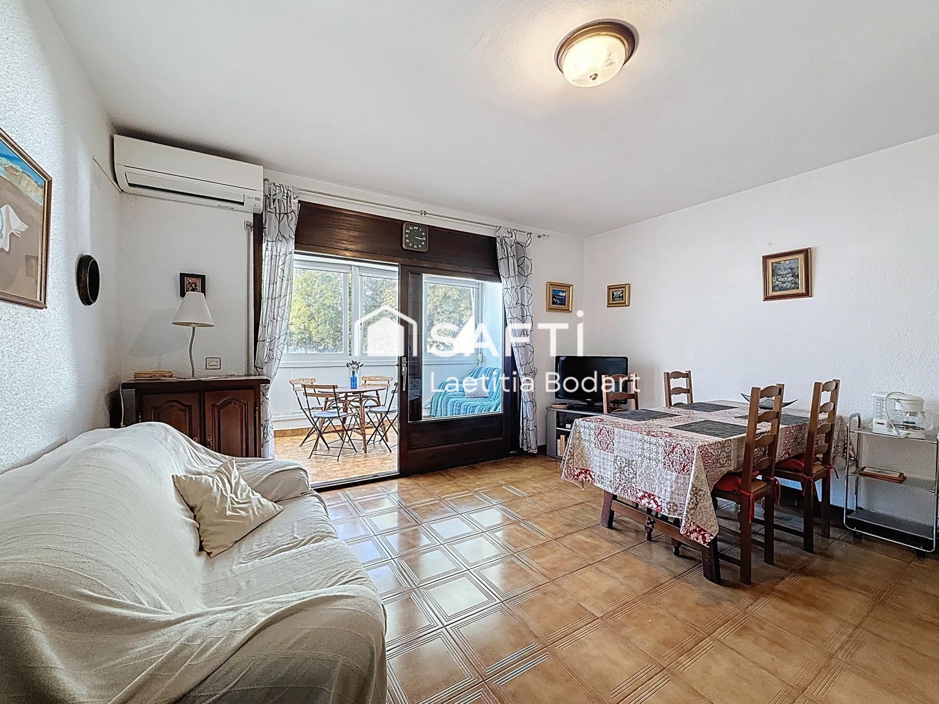 Sala d'estar de Apartament en venda en Roses amb Aire condicionat, Calefacció i Terrassa