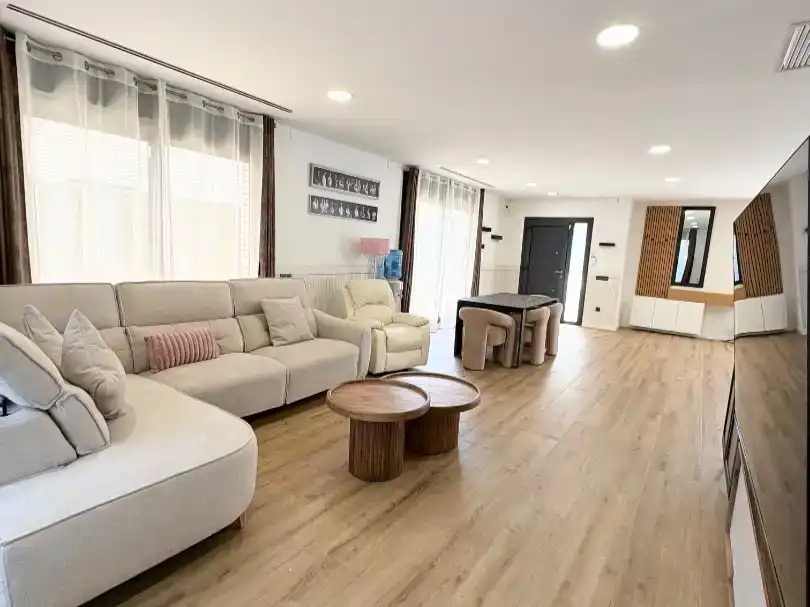 Sala d'estar de Casa o xalet en venda en Cambrils amb Aire condicionat, Piscina i Balcó