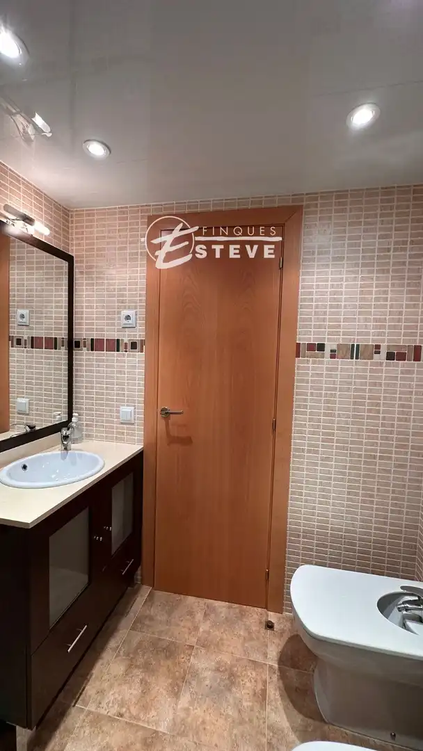 Baño de Piso en venta en Calafell con Aire acondicionado, Terraza y Trastero