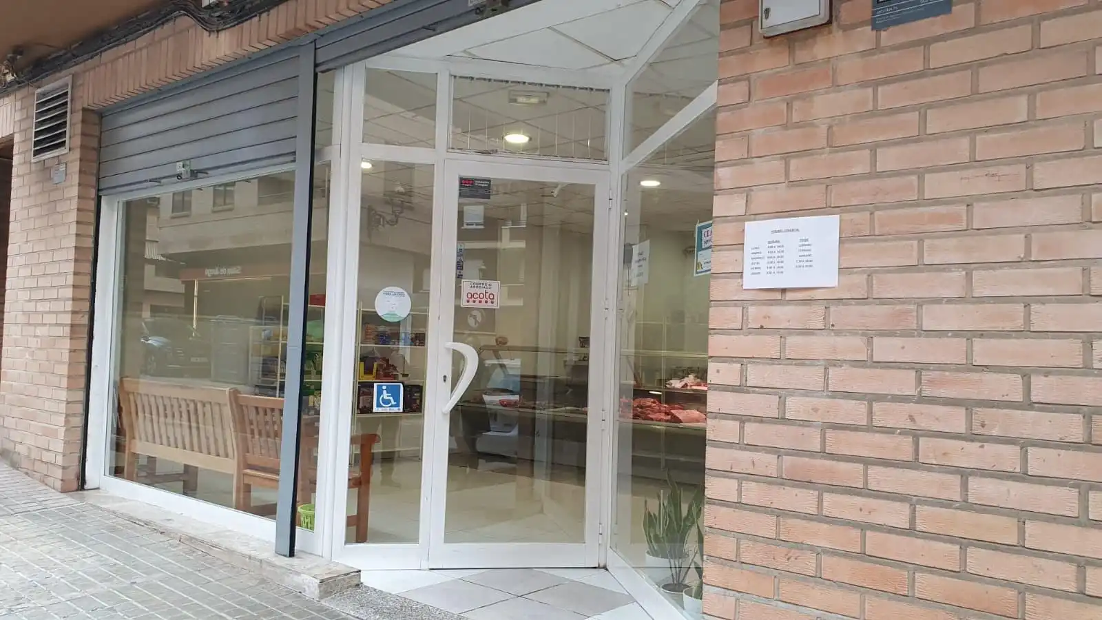 Local de alquiler en Tavernes Blanques con Amueblado