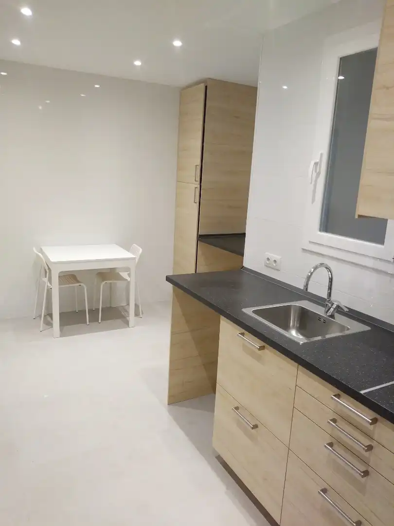 Cocina de Piso de alquiler en Barcelona con Aire acondicionado, Calefacción y Amueblado
