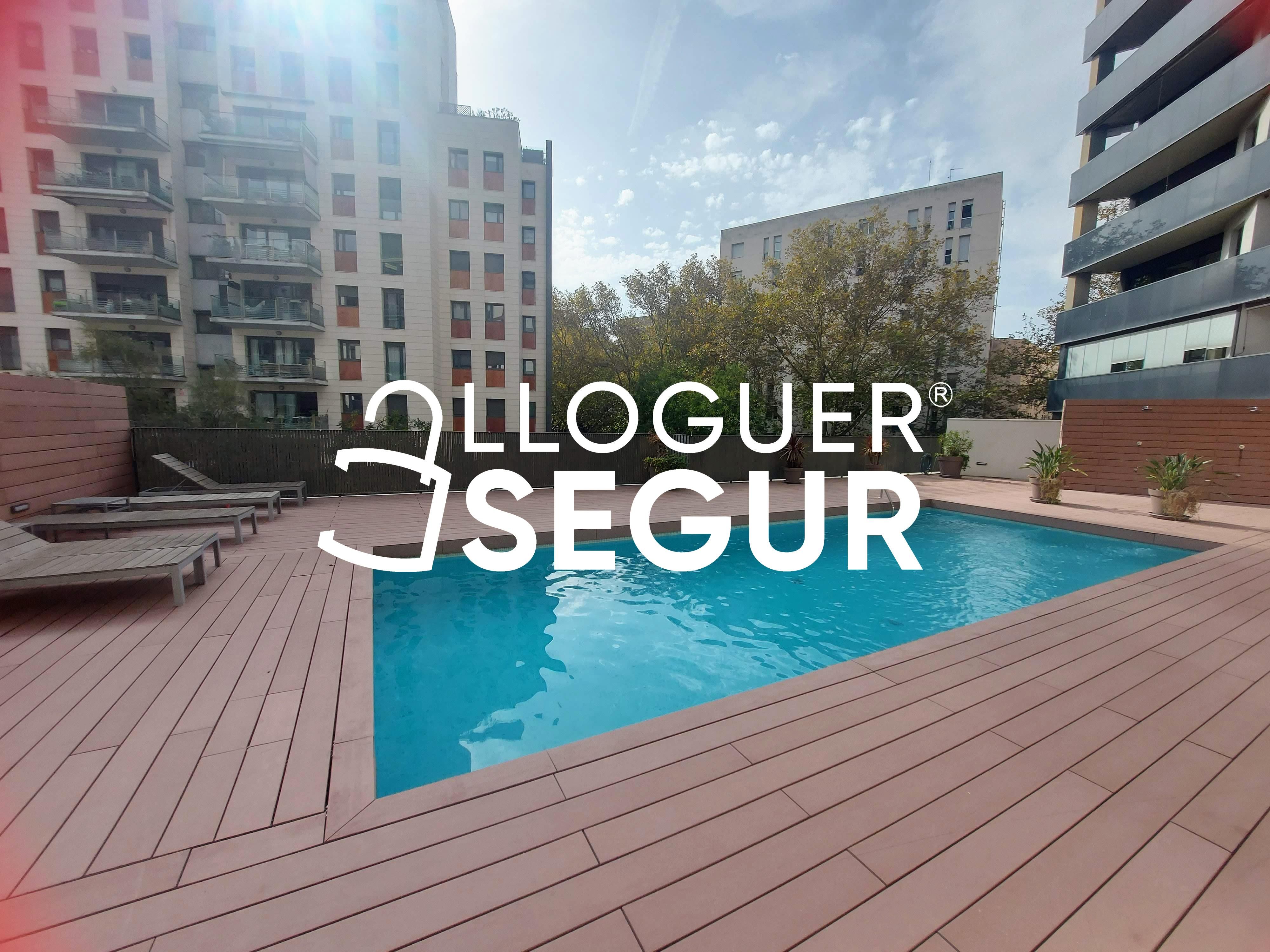 Swimming pool of Flat to rent in  Barcelona Capital  with Air Conditioner, Heating and Swimming Pool