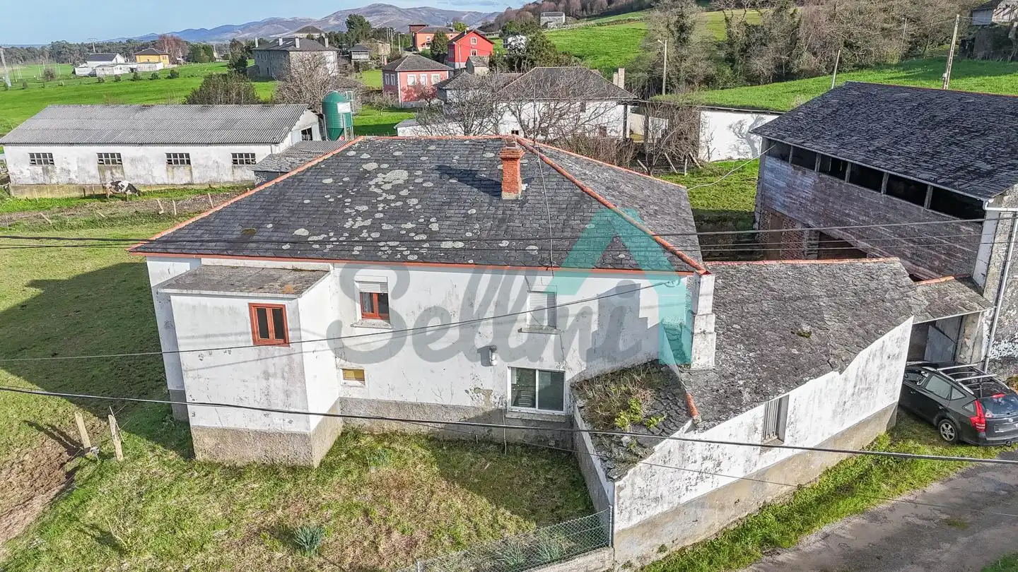 Houses for sale in Valdés - Luarca  with Private garden and Parquet flooring