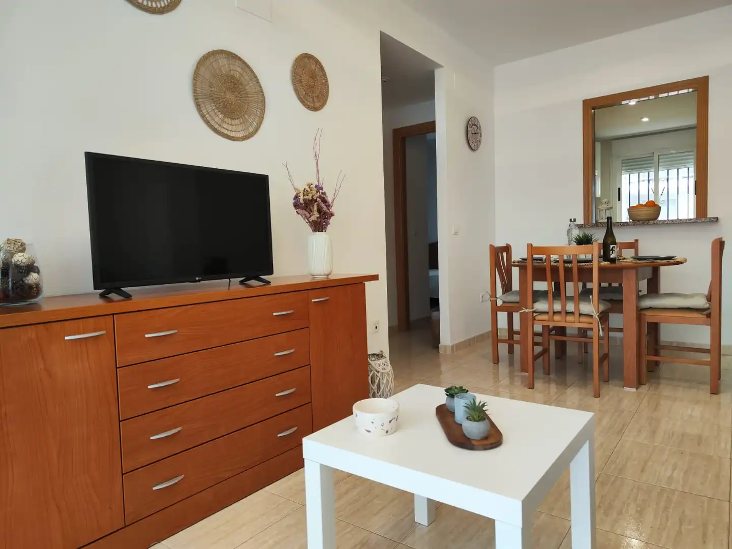 Sala de estar de Apartamento de alquiler en Oropesa del Mar / Orpesa con Aire acondicionado, Terraza y Amueblado