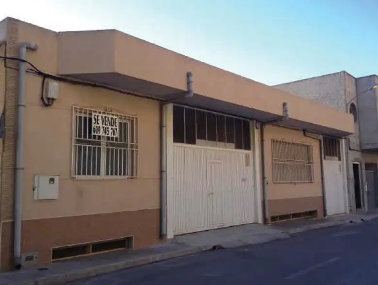 Local commercial à vendre à Calle los Pasos 31