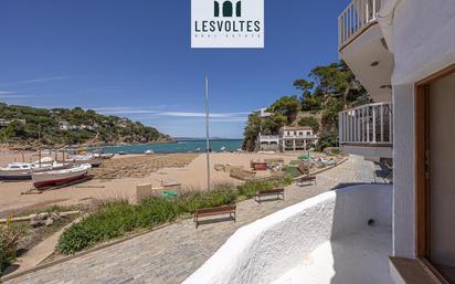 Vista exterior de Casa o xalet en venda en Begur amb Aire condicionat, Terrassa i Balcó