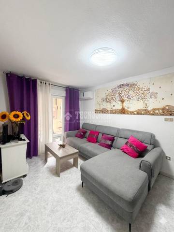 Piso en Venta en Palomeras Sureste