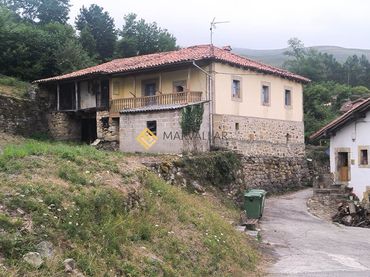 Adosado en venta en Luena