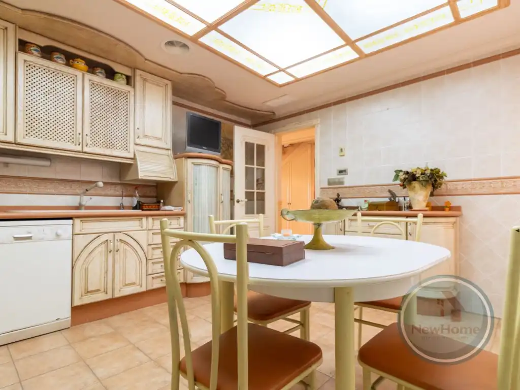 Casa adosada en venta en Crevillent