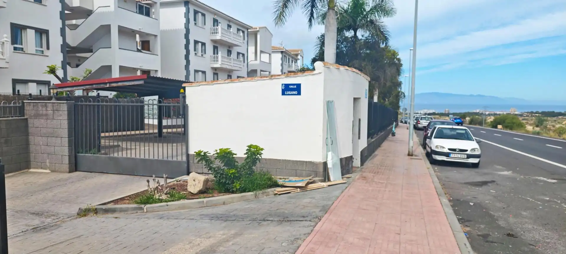 Vista exterior de Garaje en venta en Arona