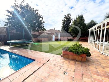 Casa con piscina in vendita a BOIX