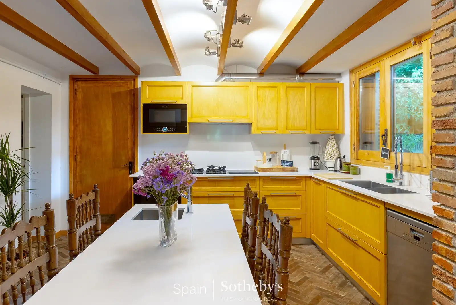 Kitchen of Country homes for sale in Premià de Dalt  with Air Conditioner, Heating and Private garden