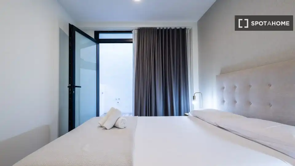 Room in Ciutat Fallera