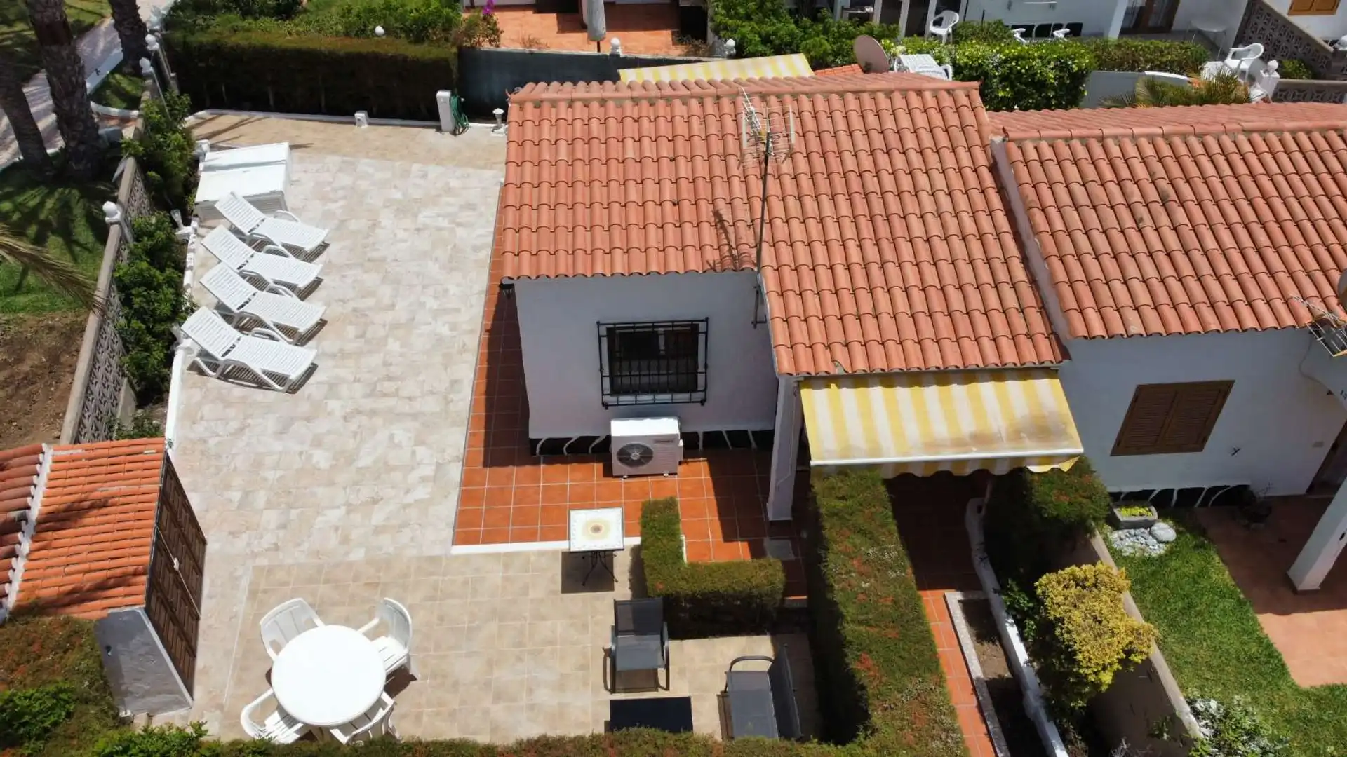 Garden of Study for share in San Bartolomé de Tirajana  with Air Conditioner, Terrace and Furnished
