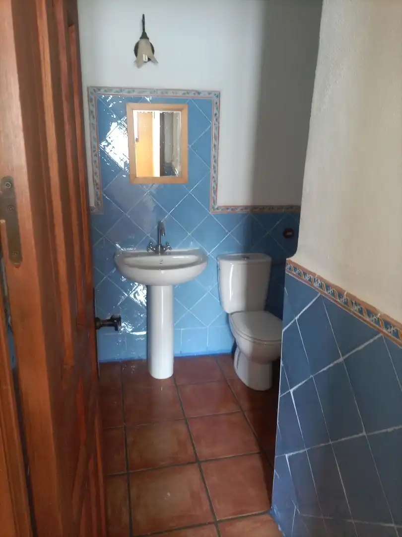 Bathroom of Apartments for sale in Alpujarra de la Sierra  with Balcony