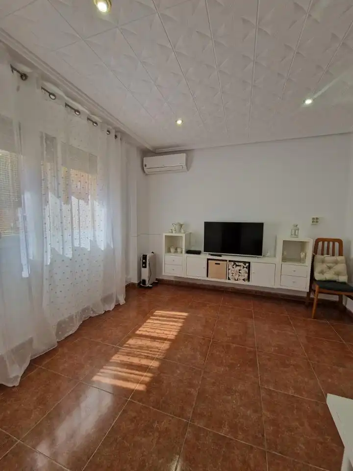 Sala de estar de Piso de alquiler en Moncada con Aire acondicionado, Calefacción y Amueblado