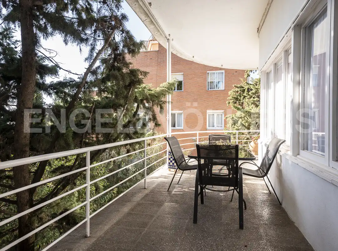 Terrassa de Casa o xalet en venda en Barcelona amb Calefacció, Jardí privat i Terrassa