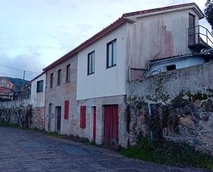 Vista exterior de Casa o xalet en venda en Vigo  amb Calefacció