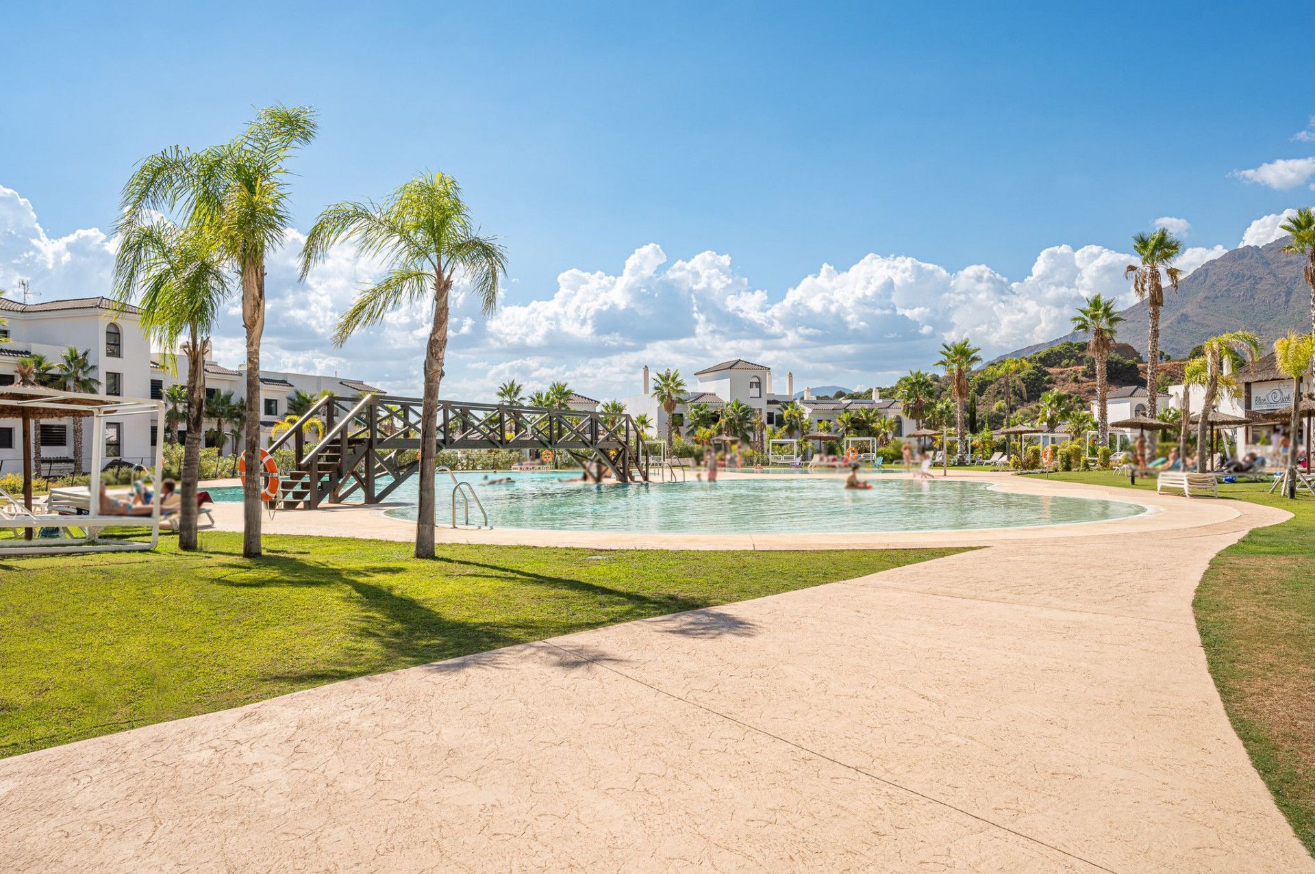 Swimming pool of Apartment for sale in Estepona  with Air Conditioner, Terrace and Storage room