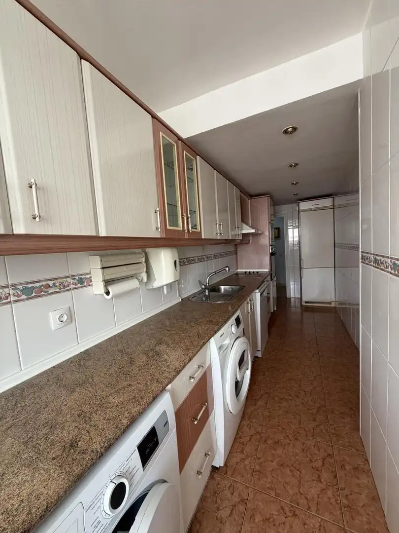 Cocina de Piso de alquiler en Fuenlabrada con Aire acondicionado, Calefacción y Terraza